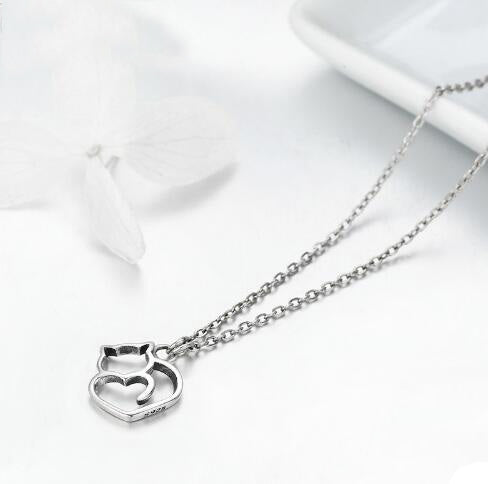 Mejor Pets Sterling Silver Lovely Cat Pendant Necklace