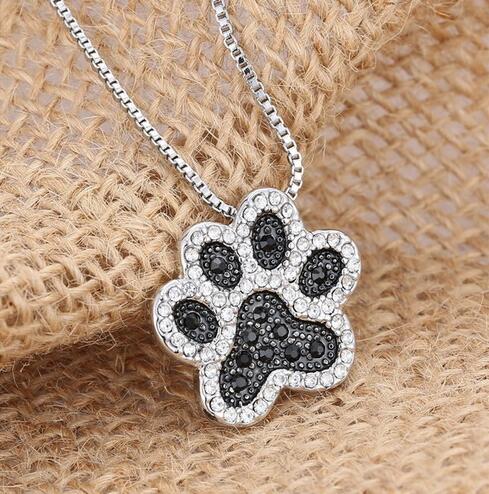 Mejor Pets Dog Paw Pendant Necklace